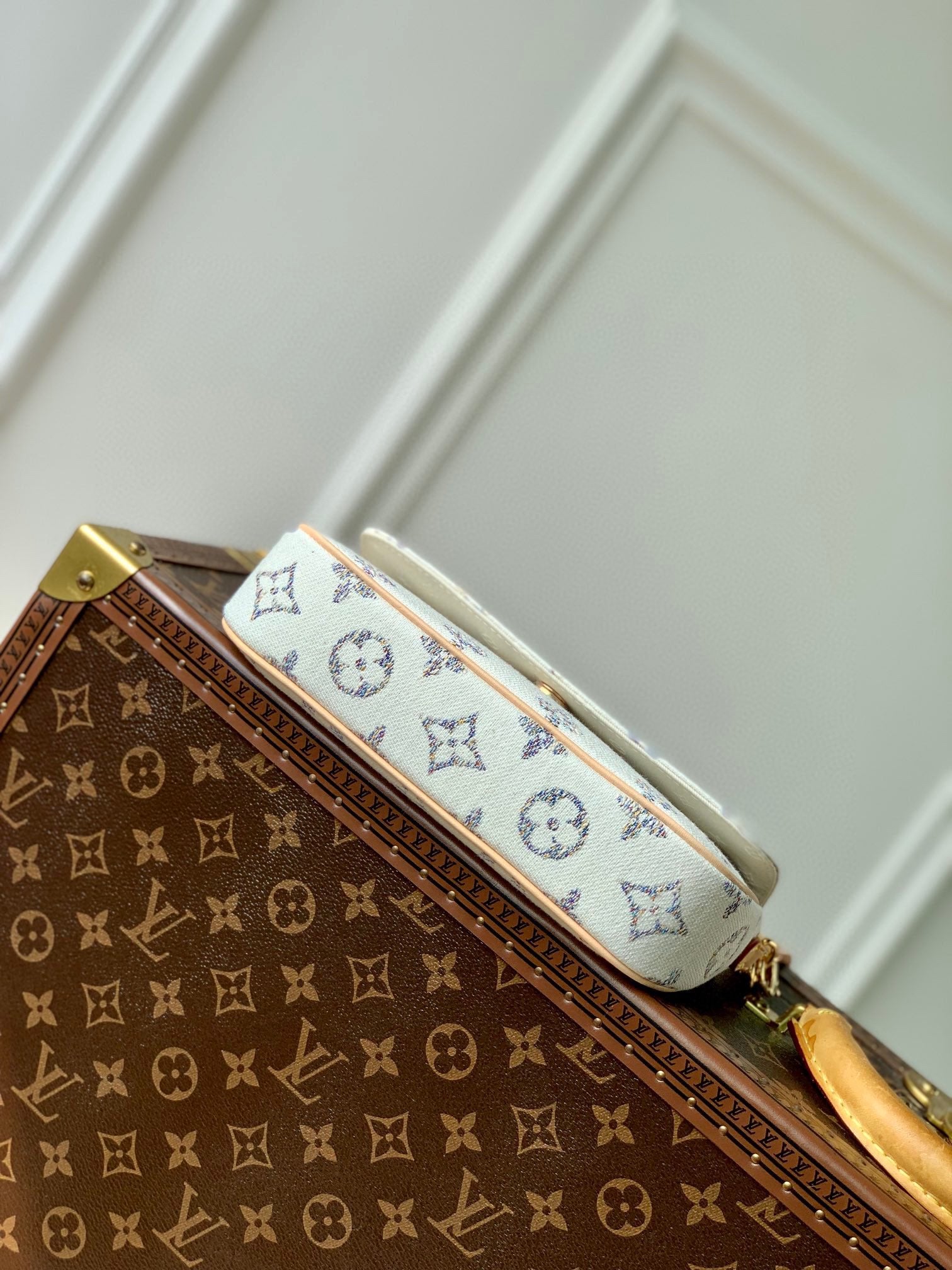 Louis Vuitton Elegant White Monogram Flap Shoulder Bag with Gold Chain