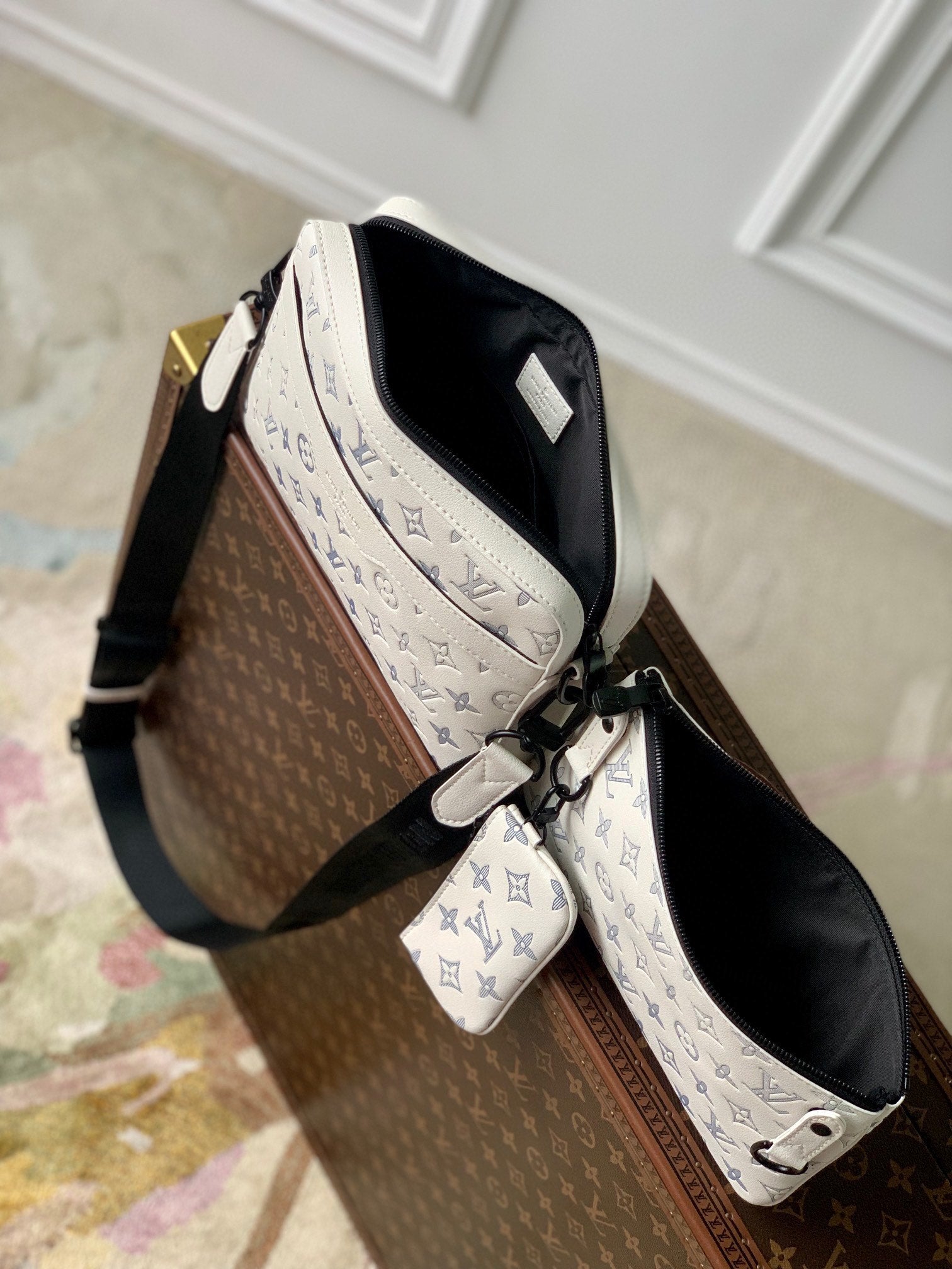 Louis Vuitton White Monogram Patterned Multi-Pouch Crossbody Bag Set