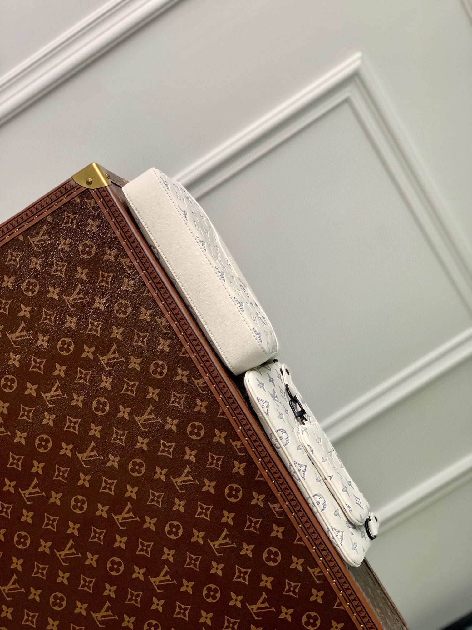 Louis Vuitton White Monogram Patterned Multi-Pouch Crossbody Bag Set