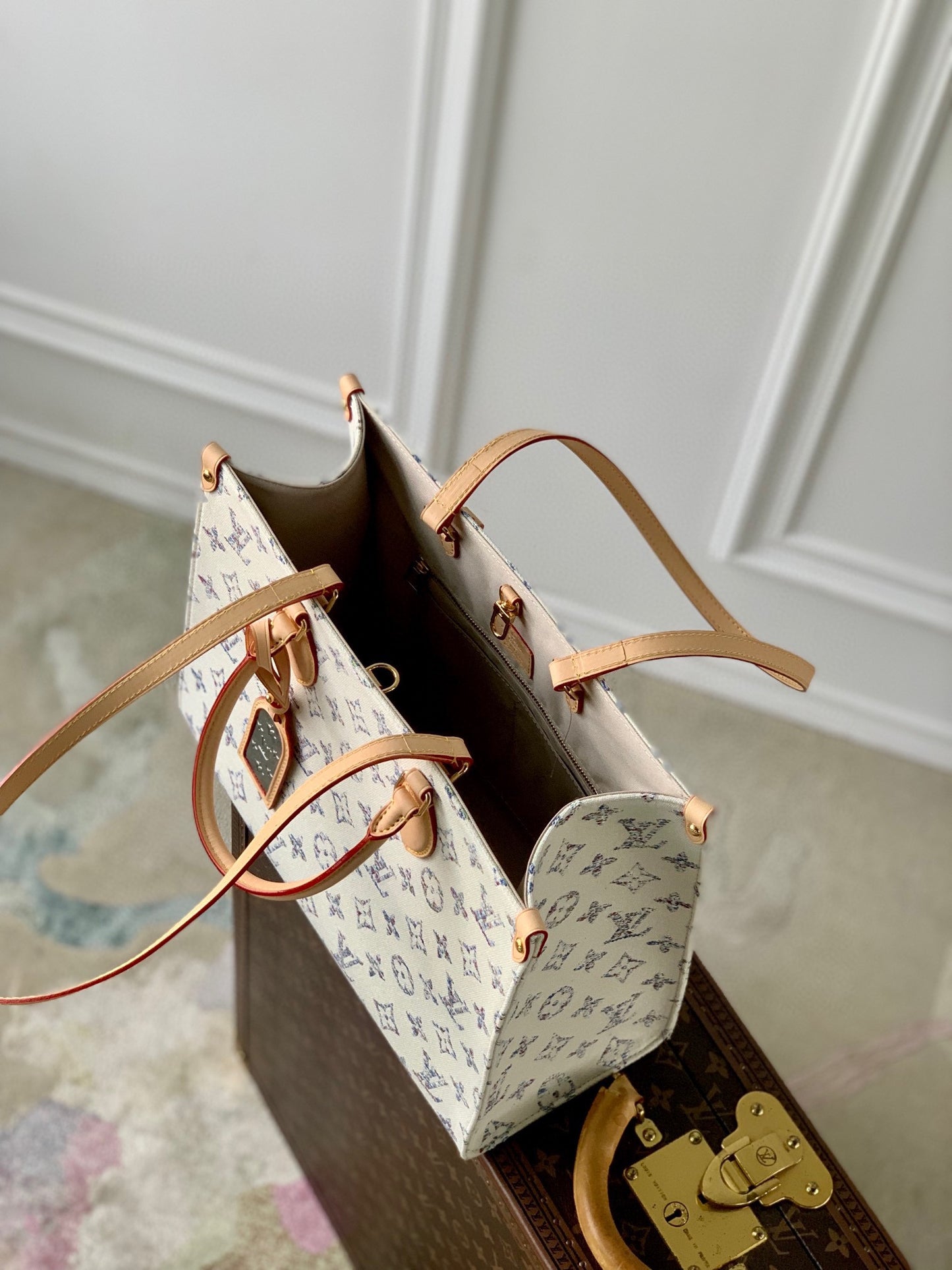 Louis Vuitton White Monogram Canvas Tote Bag with Beige Leather Handles