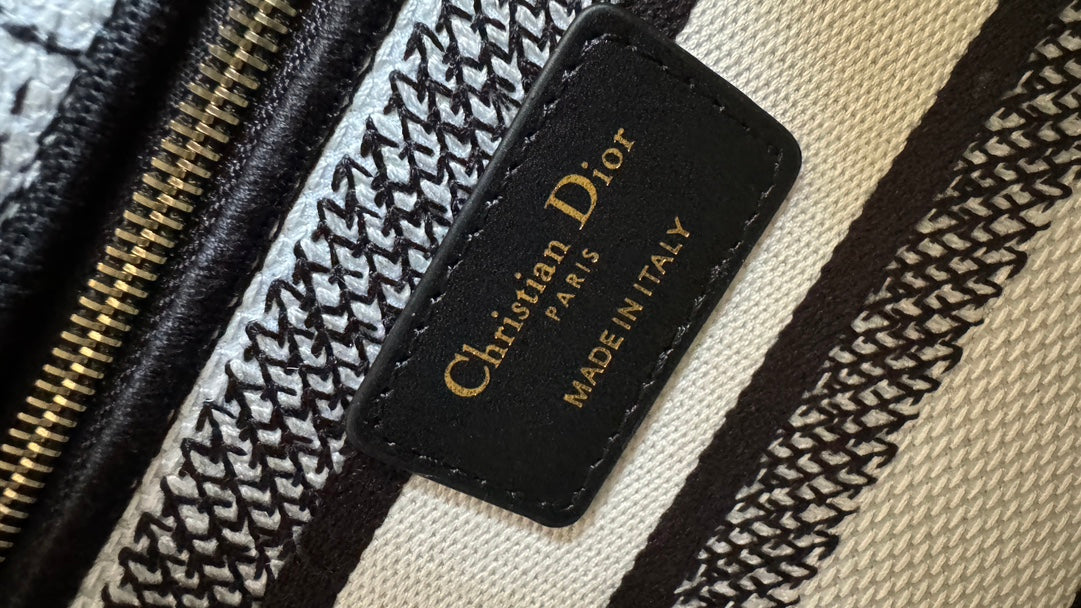 Dior Elegant Black and White Embroidered Canvas Top-Handle Handbag