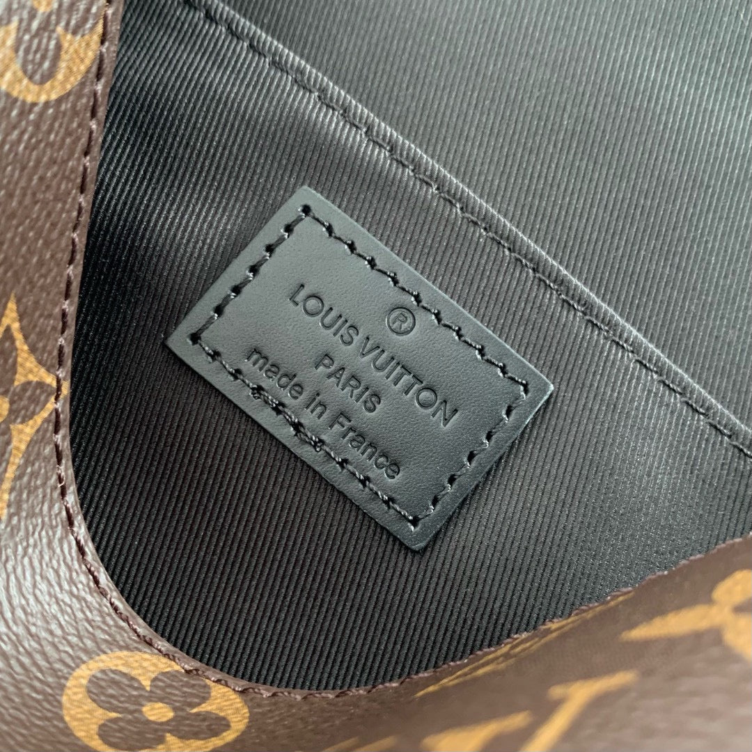 Louis Vuitton Classic Brown Monogram Pattern Saddle Crossbody Shoulder Bag