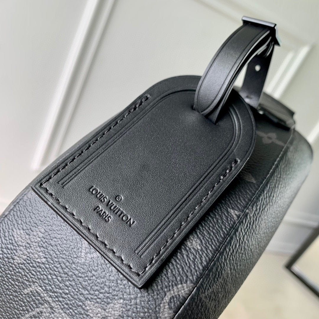 Louis Vuitton Black Monogram Crescent Sling Bag Unisex Crossbody Waist Pack