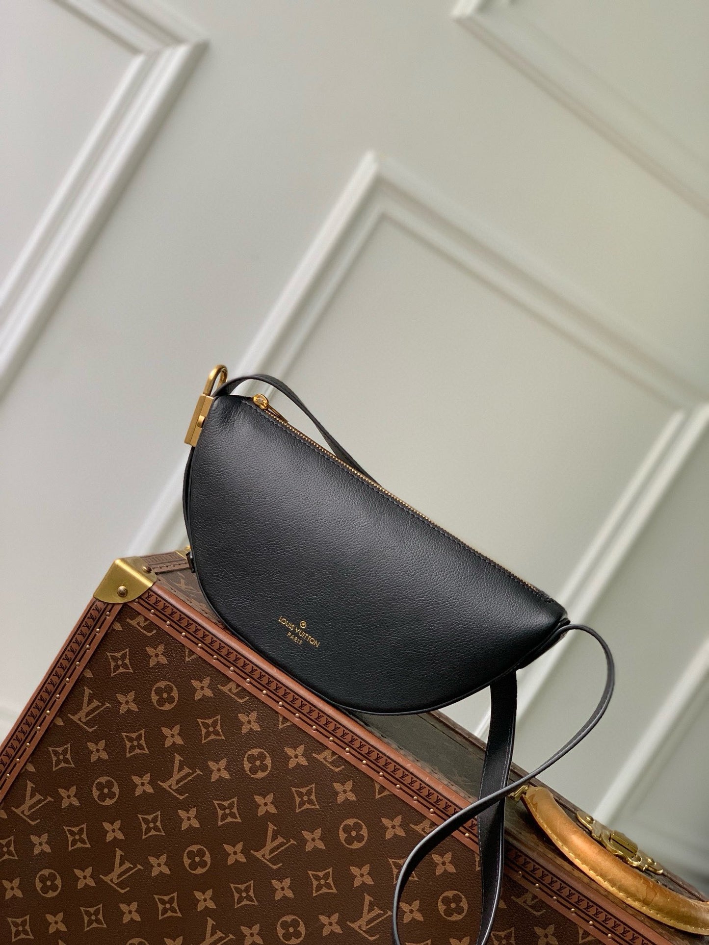 Louis Vuitton Black Leather Crescent Crossbody Belt Bag with Gold Zipper