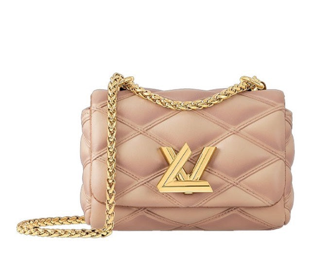Louis Vuitton Elegant Blush Pink Quilted Leather Shoulder Bag with Gold Chain