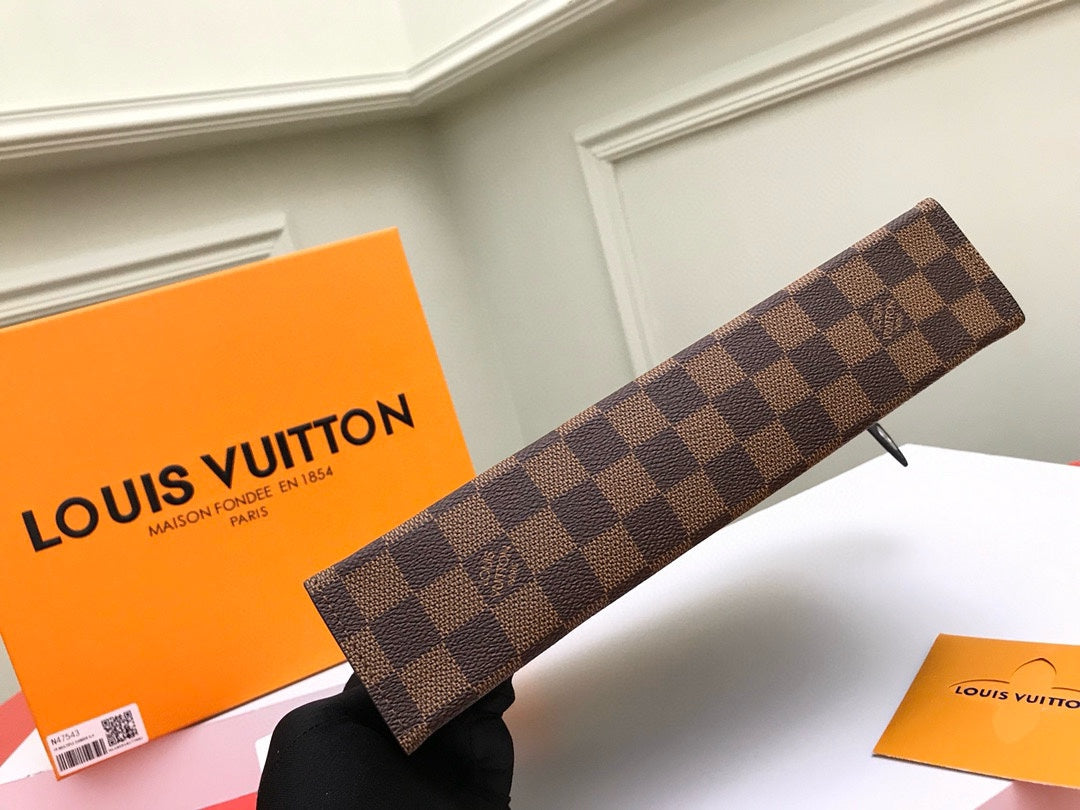 Louis Vuitton Brown Checkerboard Pattern Canvas Zipper Clutch Pouch