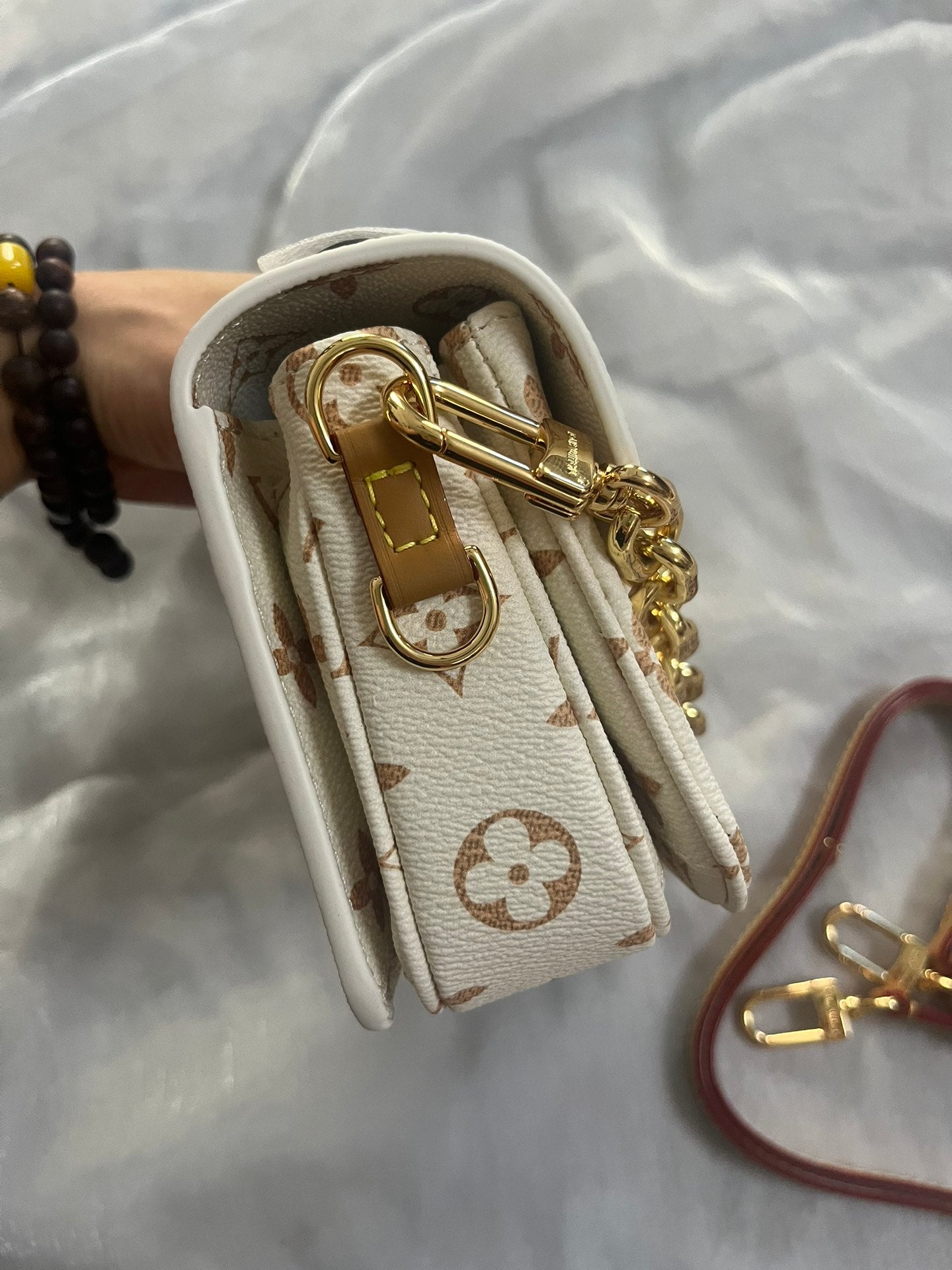 Louis Vuitton Classic White Monogram Shoulder Bag with Gold Chain and Leather Strap