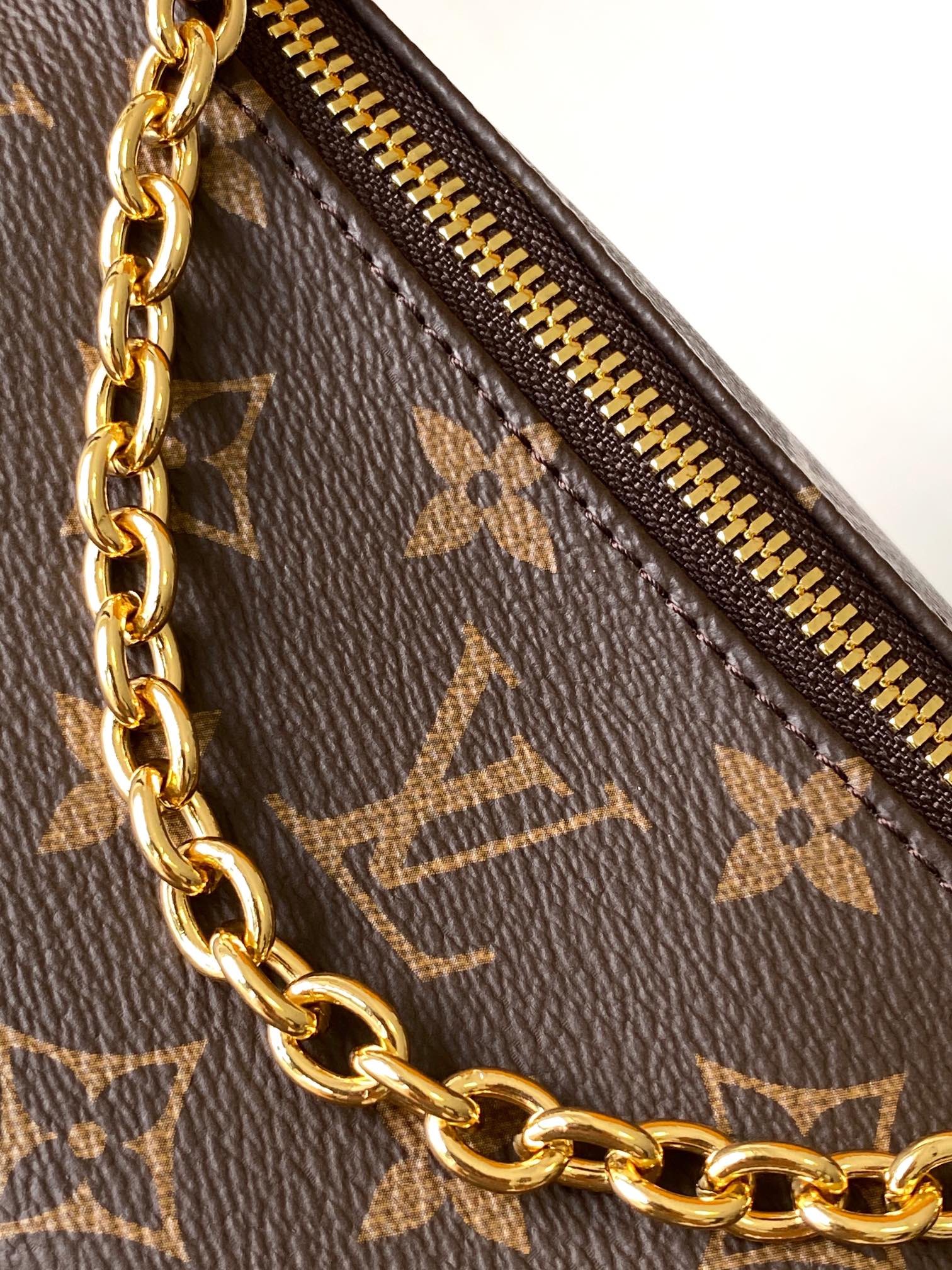 Louis Vuitton Brown Monogram Shoulder Bag with Pink Leather Star Side Accents