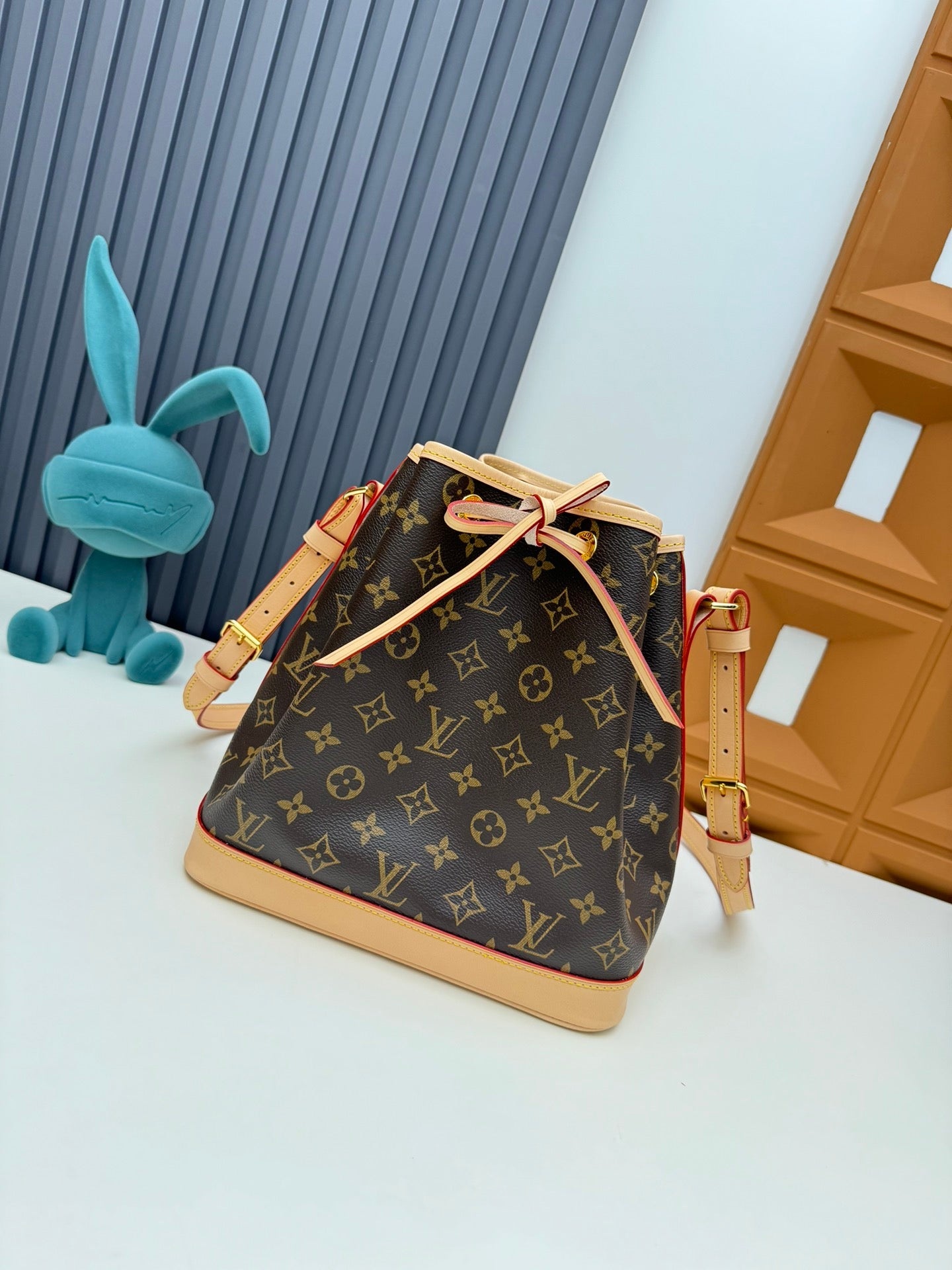 Louis Vuitton Classic Brown Monogram Print Drawstring Bucket Shoulder Bag