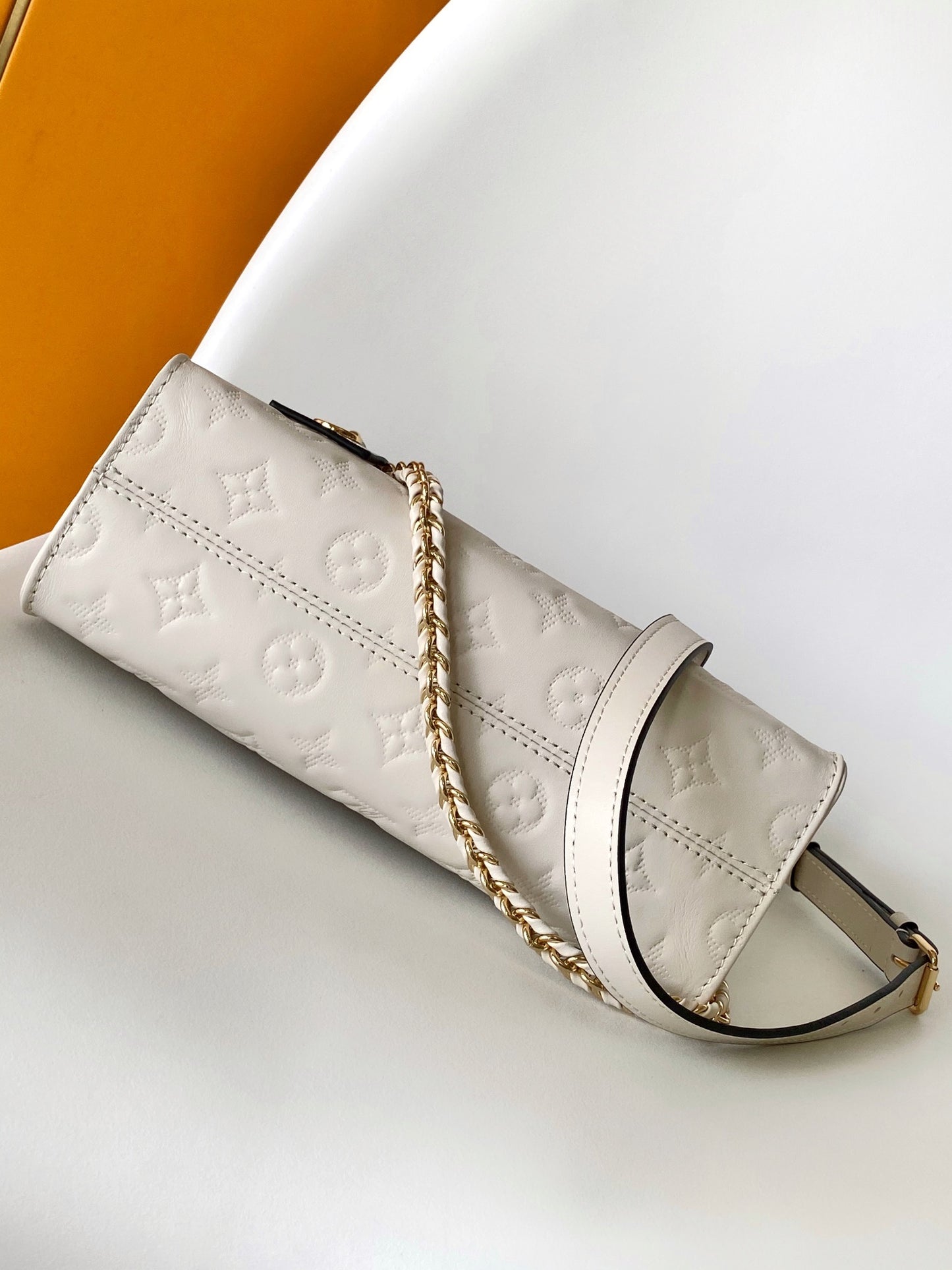 Louis Vuitton White Embossed Leather Top Handle Shoulder Bag with Chain Detail