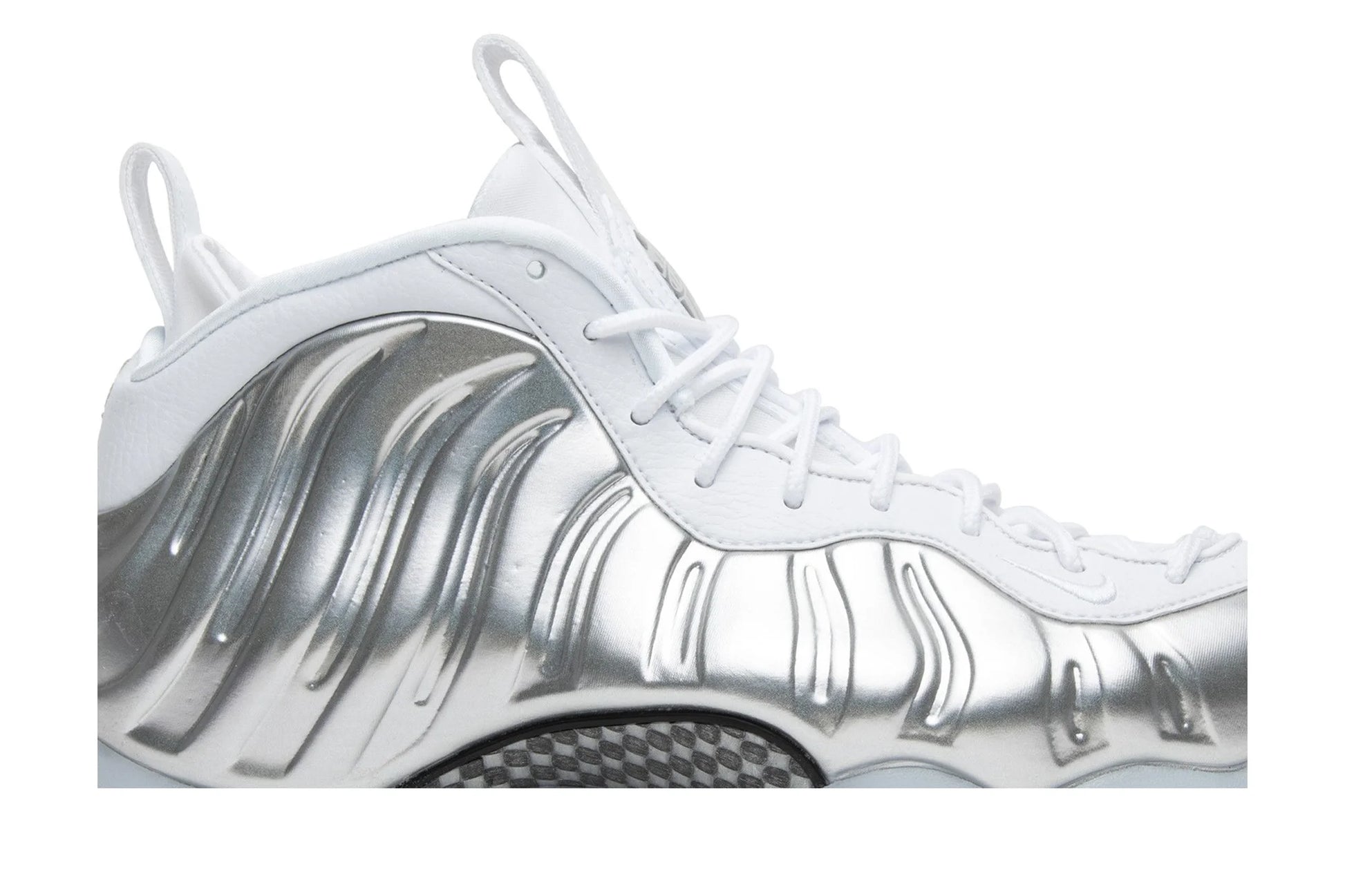 Nike Air Foamposite One ‘Chrome’ AA3963-100