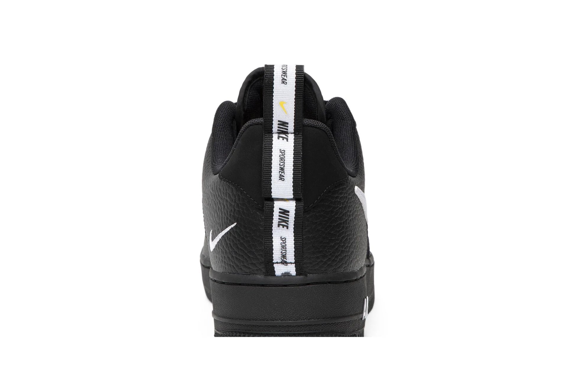 Nike Air Force 1 ’07 LV8 ‘Overbranding’ AJ7747-001