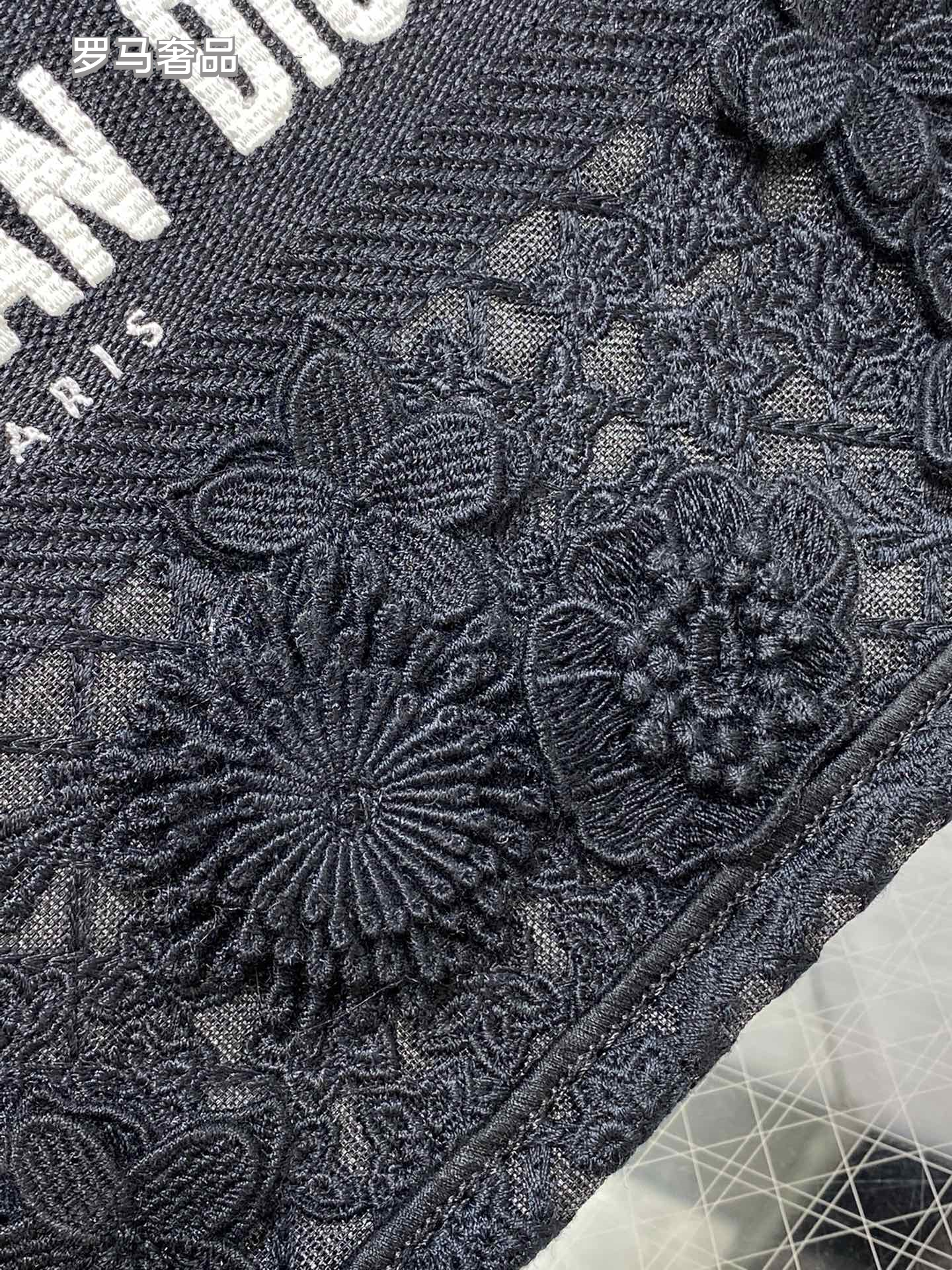 Dior Elegant White 3D Floral Lace Embroidered Canvas Tote Handbag