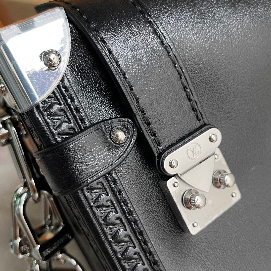 Louis Vuitton Black Leather Shoulder Bag with Silver Chain and Metal Corners