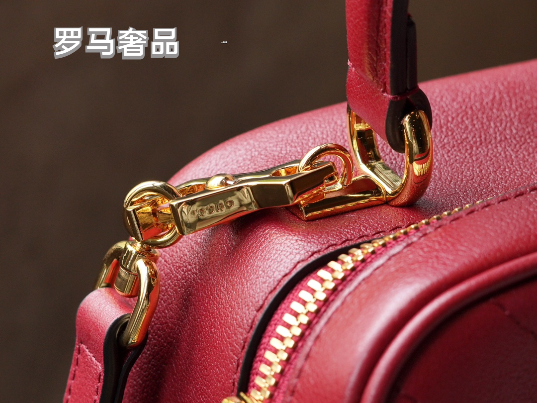 Gucci Red Leather Crossbody Camera Bag with Embossed Logo and Tassel