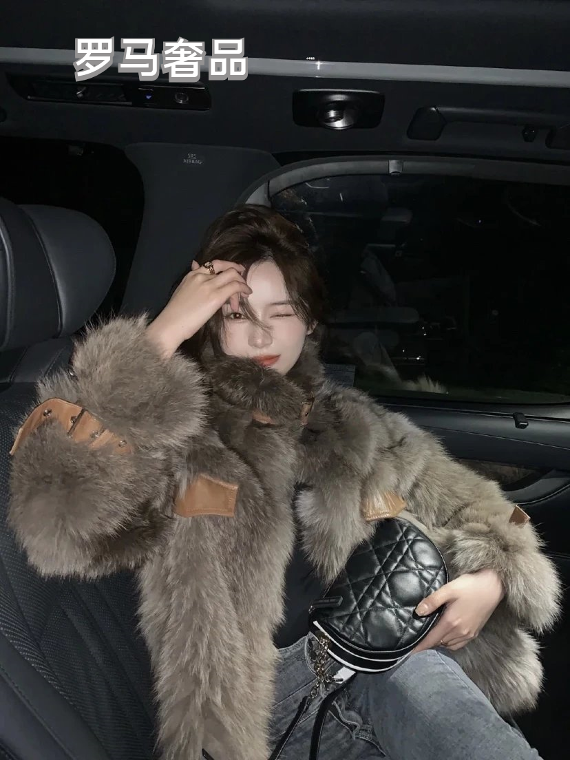 Dior Elegant Black Quilted Leather Shoulder Bag with Gold Chain Strap