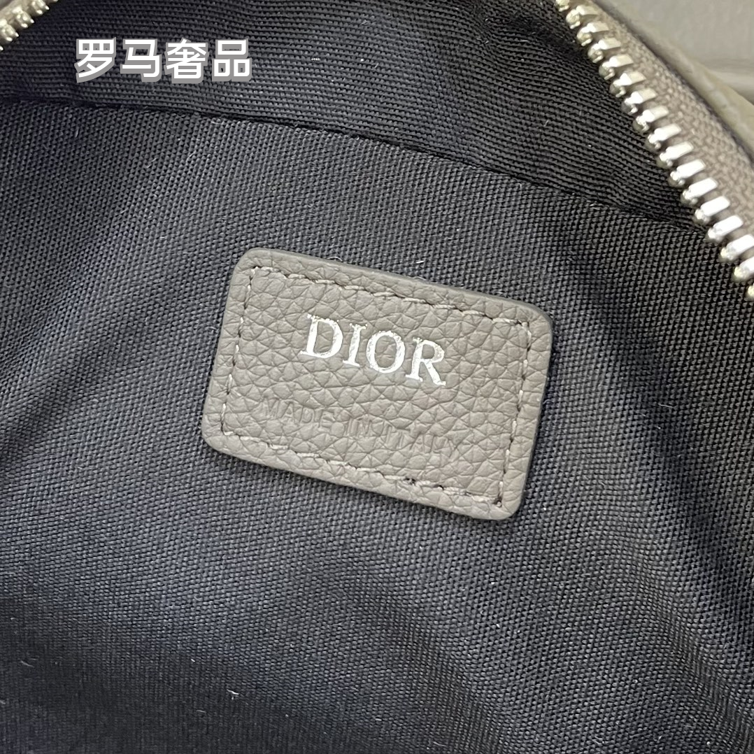 Dior Black Compact Utility Crossbody Bag with Adjustable Shoulder Strap