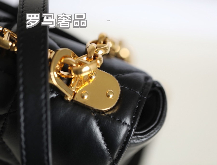 Dior Elegant Black Quilted Leather Shoulder Bag with Gold Buckle
