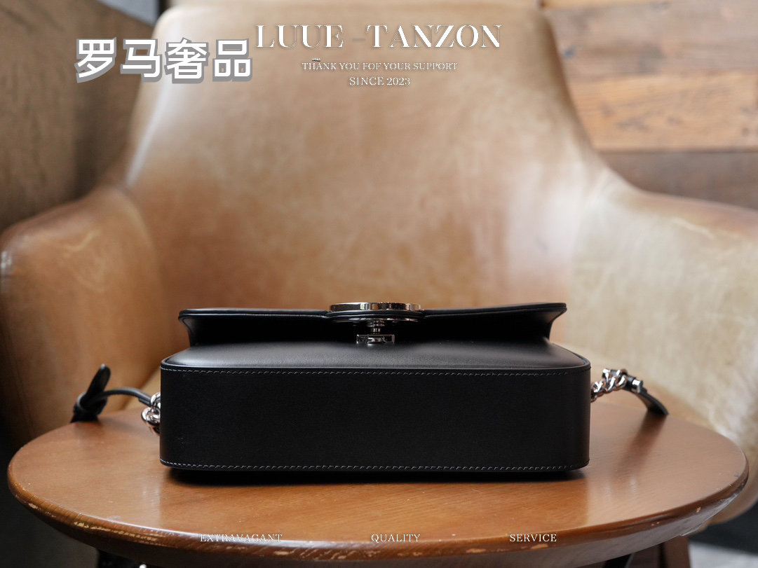Gucci Classic Black Leather Shoulder Bag with Silver Oval Logo Buckle