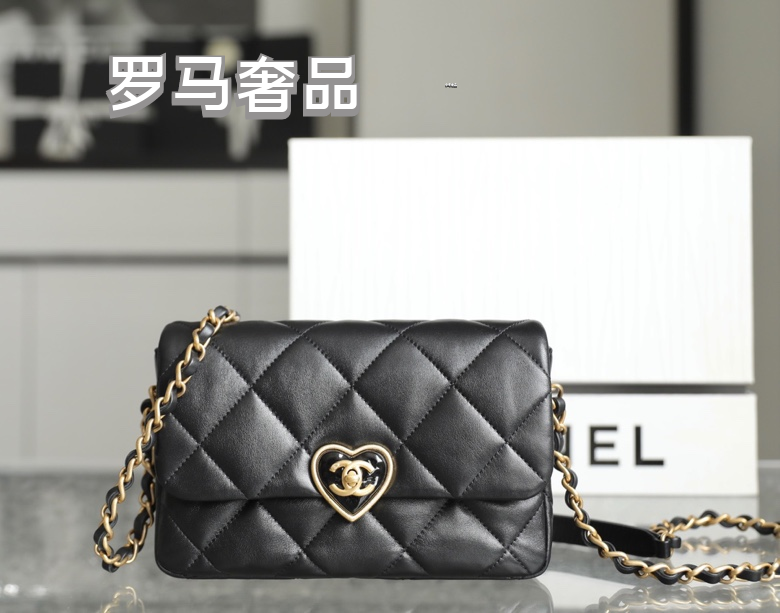 Black Quilted Leather Heart Chain Flap Bag - Elegant Shoulder Crossbody Bag