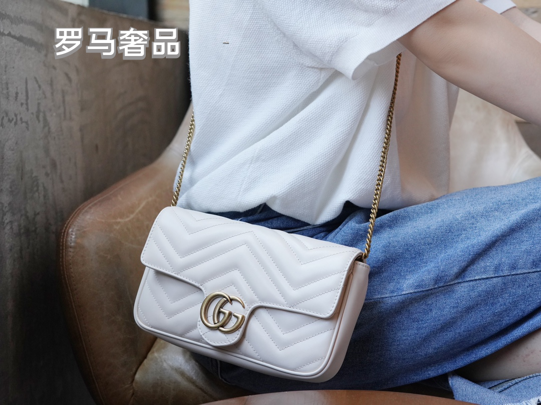 Gucci Luxury Black Chevron Quilted Leather Crossbody Bag with Gold Chain